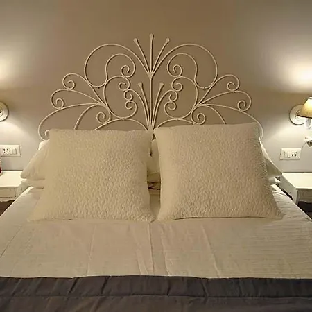 Vaticano Charming 4* Rome